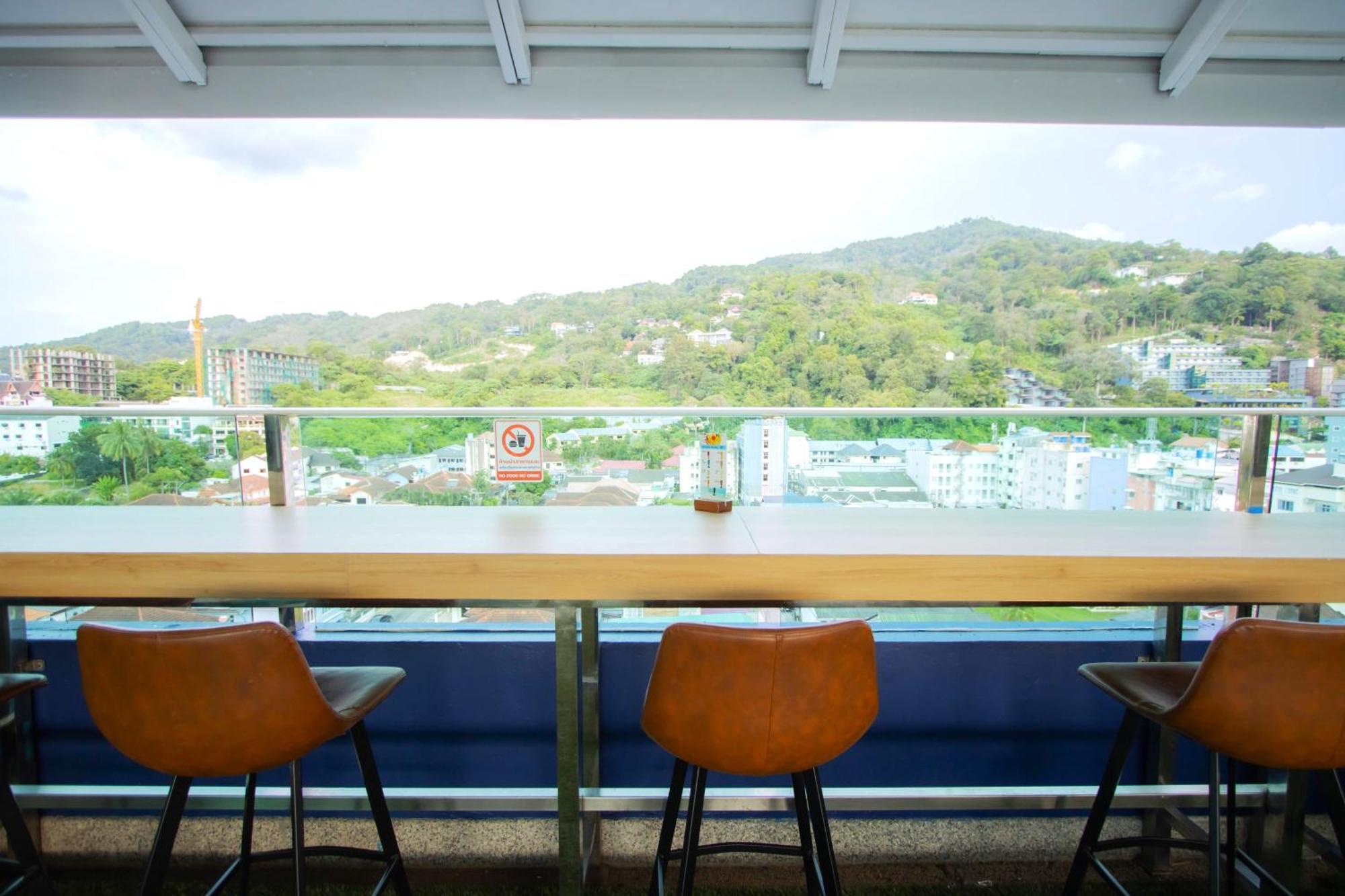 Sira Grande Hotel & Spa Patong Экстерьер фото