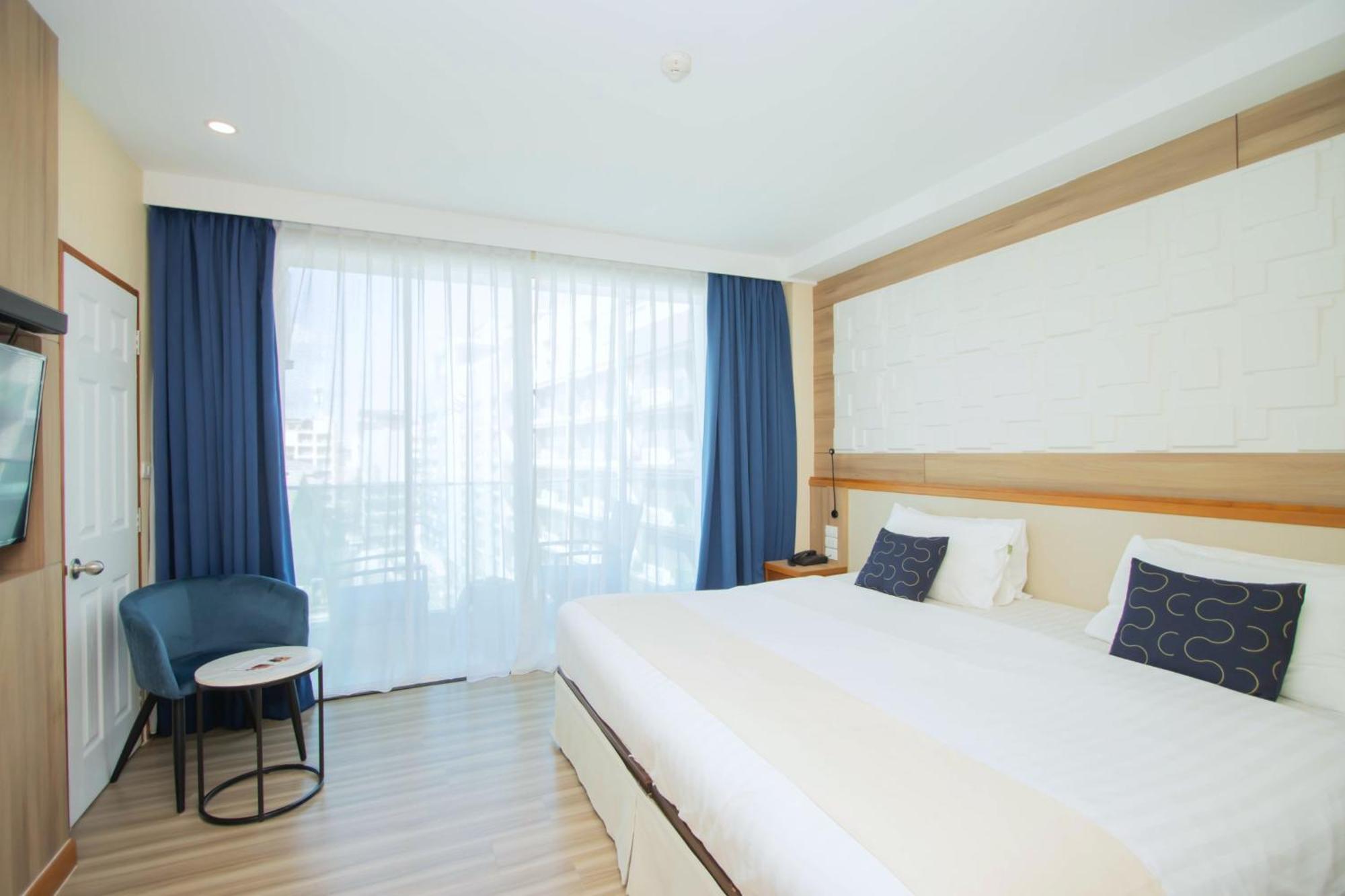 Sira Grande Hotel & Spa Patong Экстерьер фото