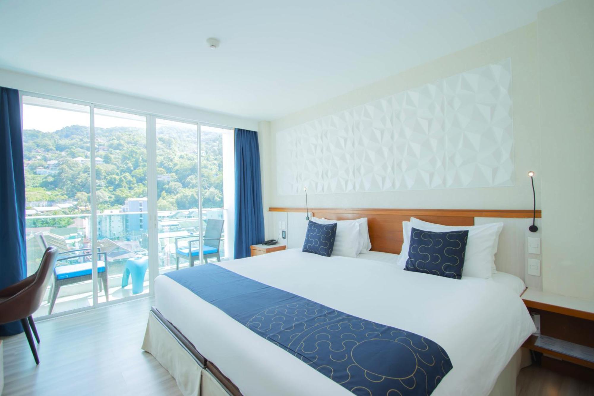 Sira Grande Hotel & Spa Patong Экстерьер фото