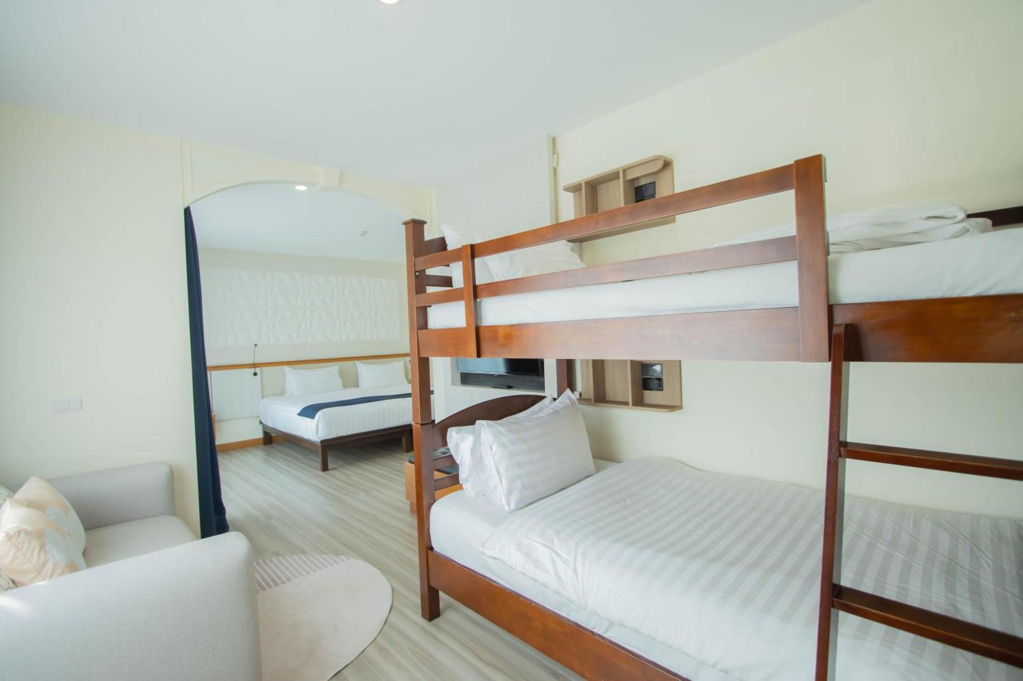 Sira Grande Hotel & Spa Patong Экстерьер фото