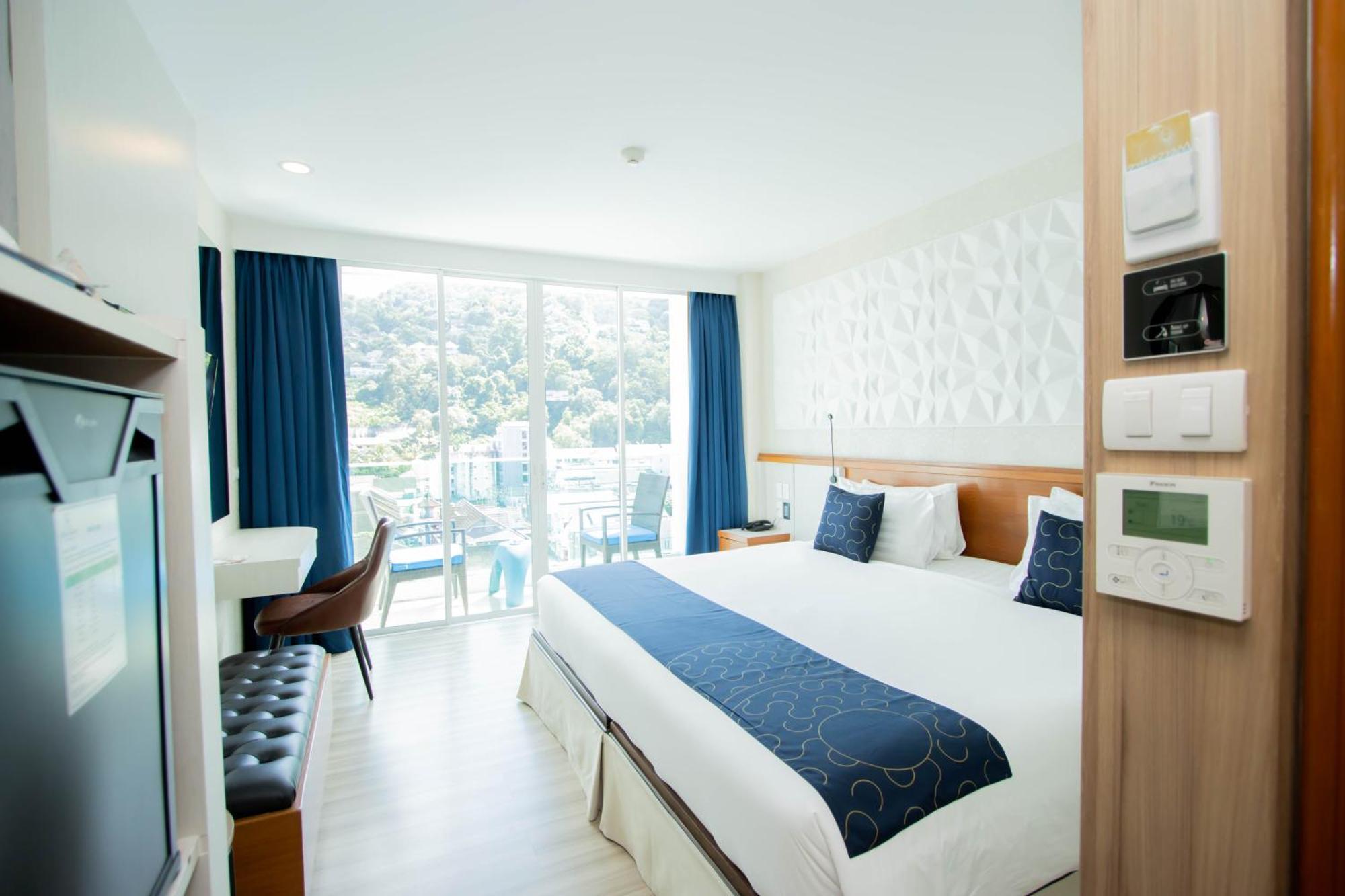 Sira Grande Hotel & Spa Patong Экстерьер фото