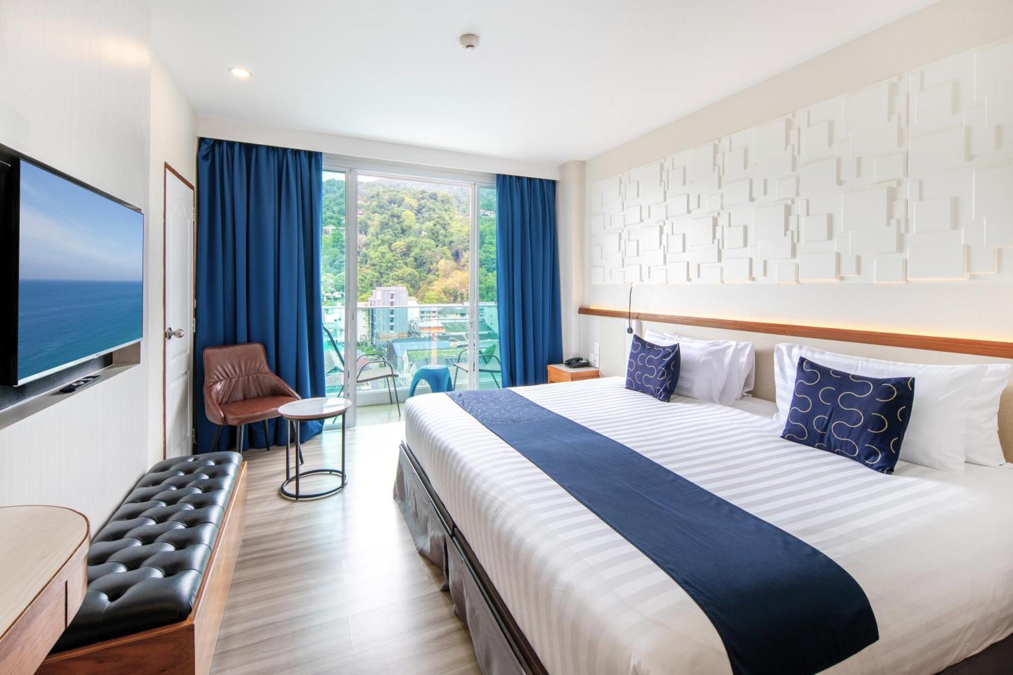 Sira Grande Hotel & Spa Patong Экстерьер фото