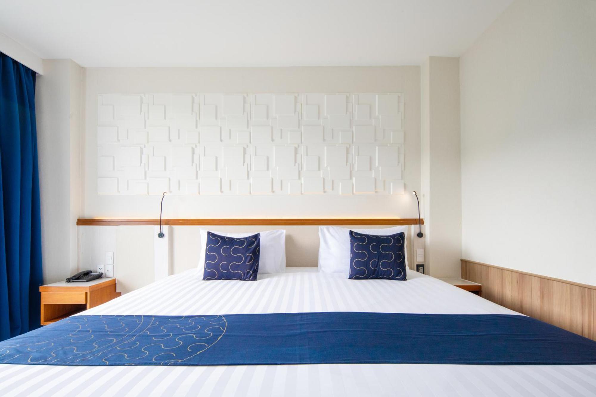 Sira Grande Hotel & Spa Patong Экстерьер фото